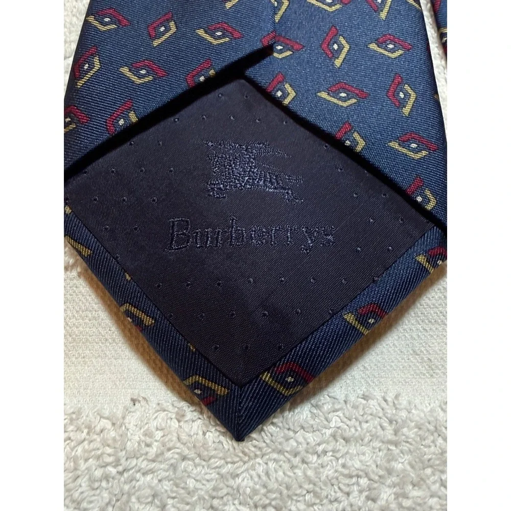 Burberry burberrys london